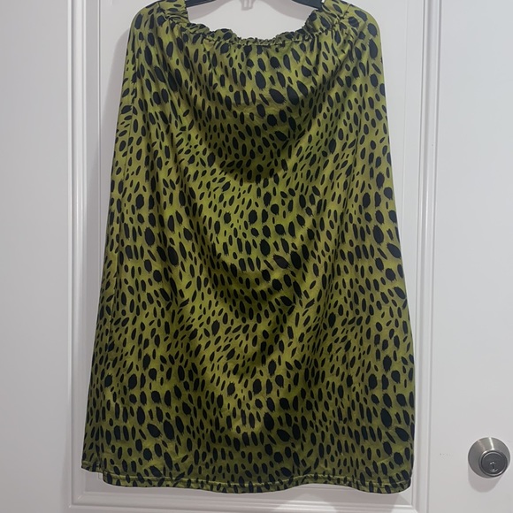 SKIRT - Picture 3 of 5